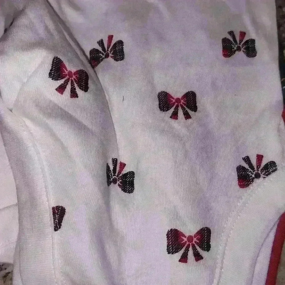 Girls Christmas Holiday Three-piece 0 To 3 Months Onesies New - Picture 6 of 6